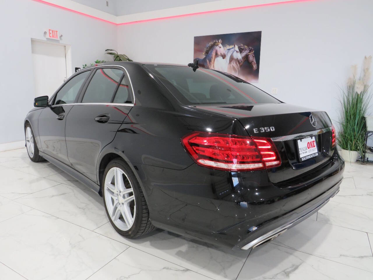 Used 2014 Mercedes-Benz E 350 Sedan image 5