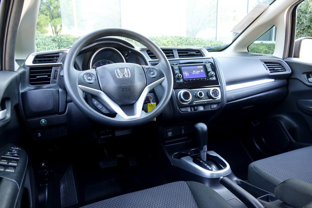 Used 2019 Honda Fit LX image 5
