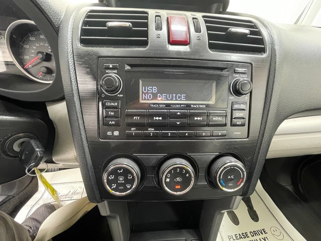 Used 2014 Subaru Forester 2.5i AWD/4WD image 16