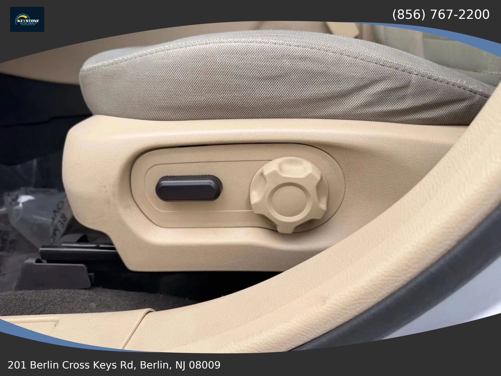 Used 2016 Ford Taurus SE FWD image 26