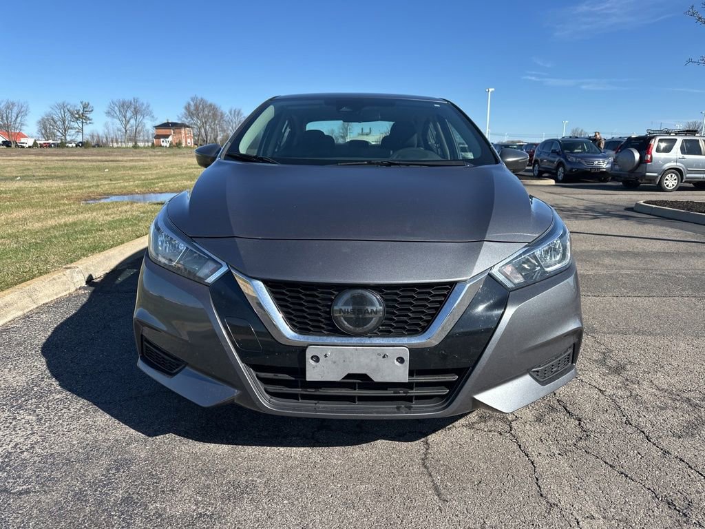 Used 2021 Nissan Versa SV image 2