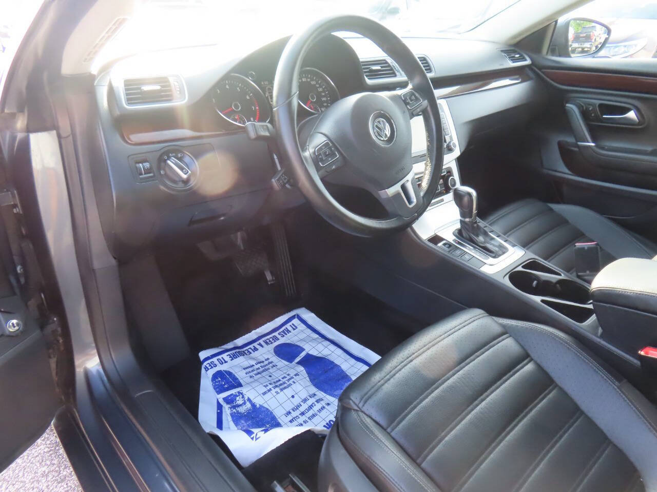 Used 2012 Volkswagen CC Lux Plus FWD image 11
