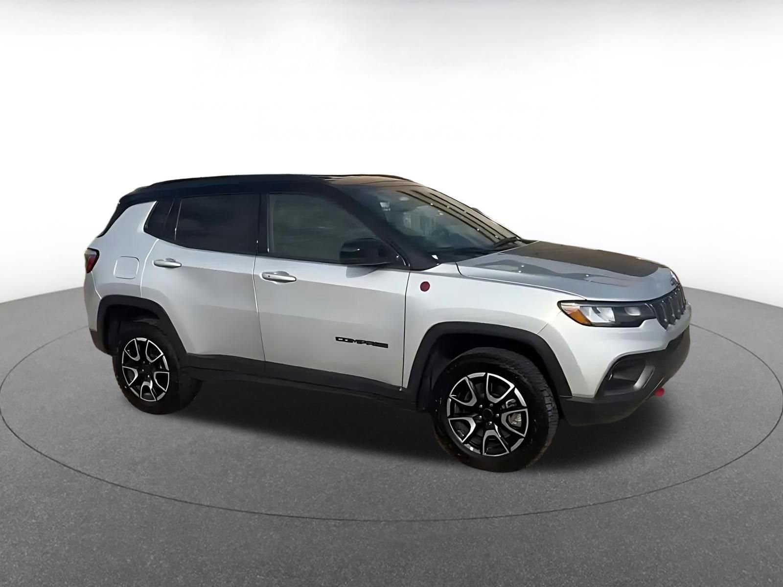Used 2025 Jeep Compass Trailhawk AWD/4WD video 2