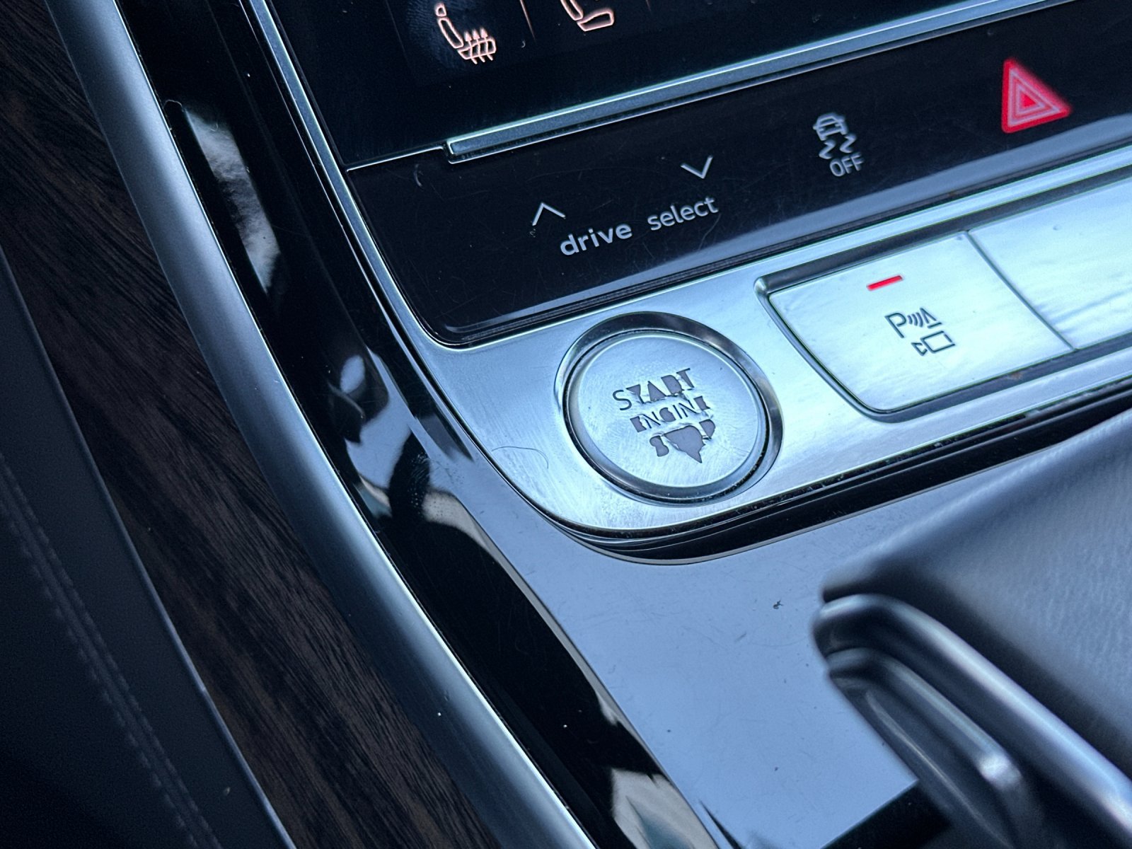 Used 2019 Audi A8 L 3.0T AWD/4WD image 25