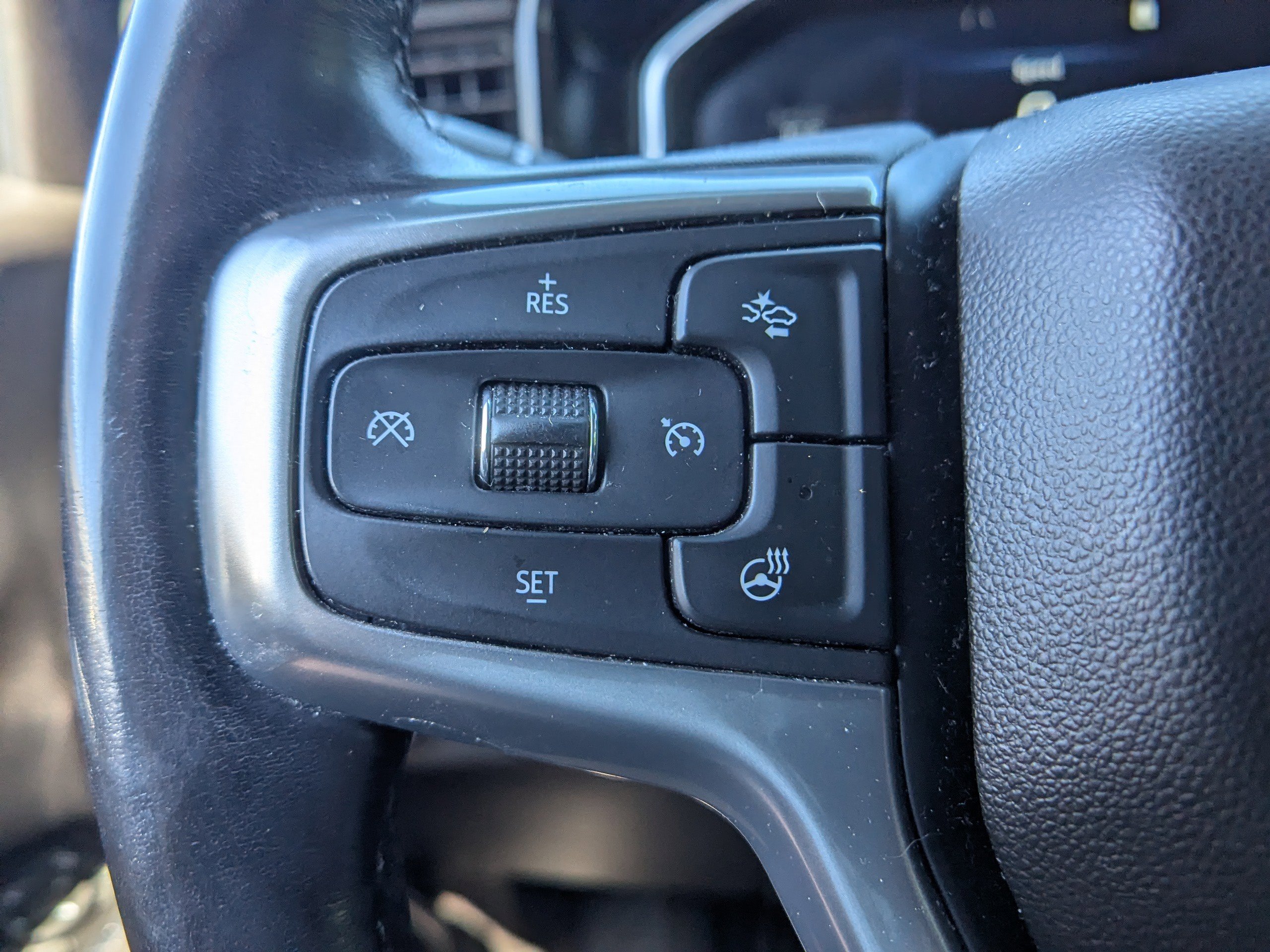 Used 2022 Chevrolet Silverado 1500 RST AWD/4WD image 23