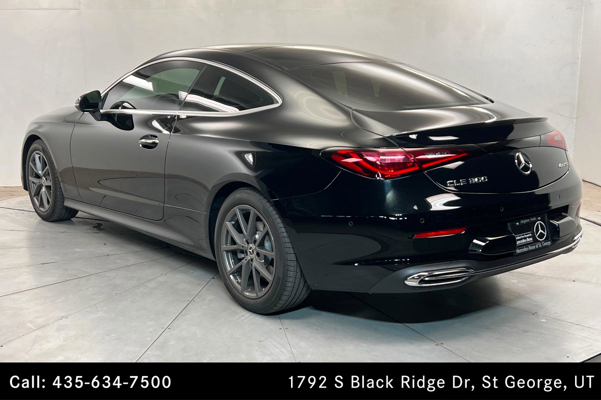 Certified 2026 Mercedes-Benz CLE 300 4MATIC Coupe image 3