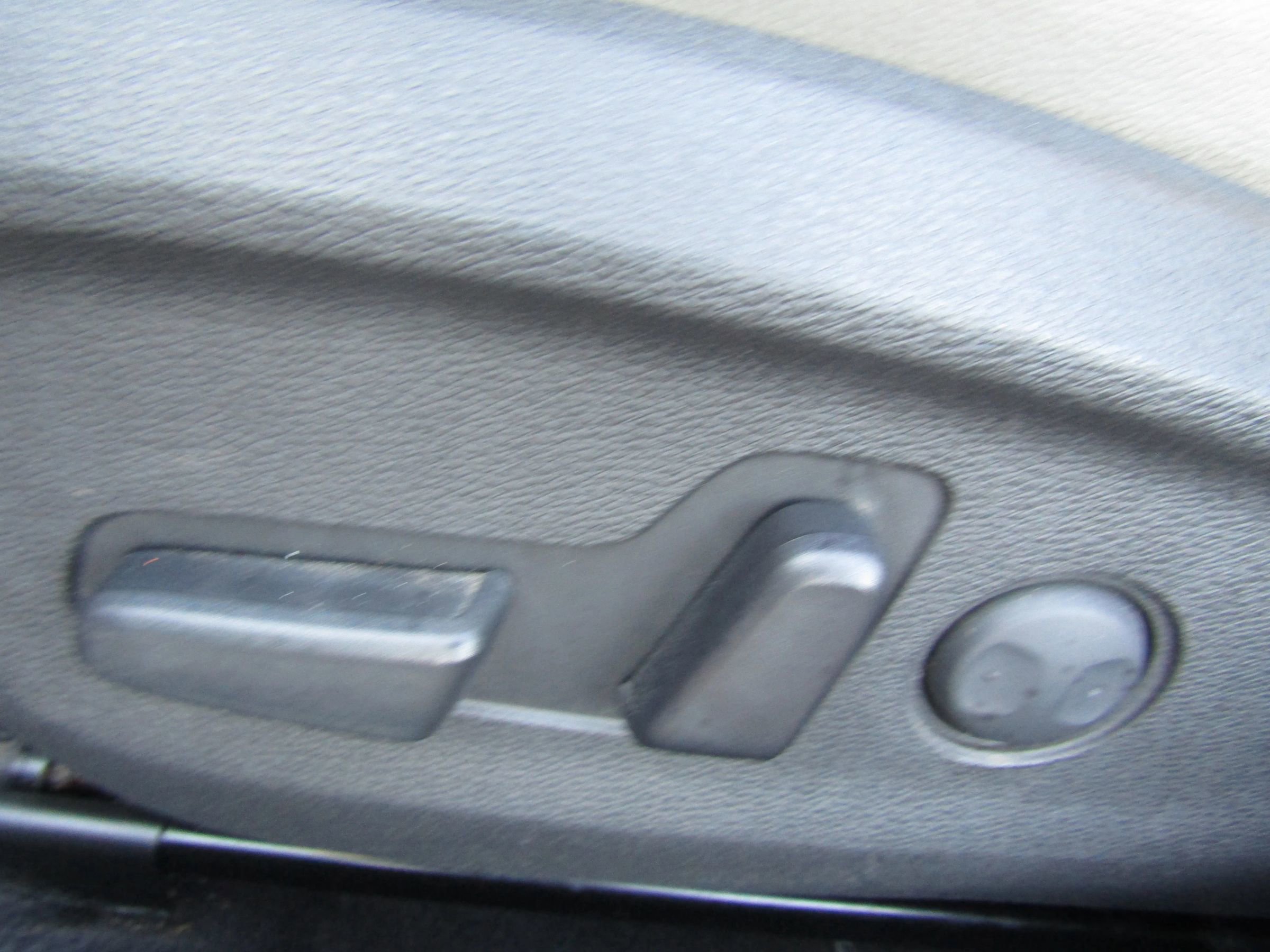 Used 2015 Hyundai Sonata Sport w/ Option Group 03 image 17