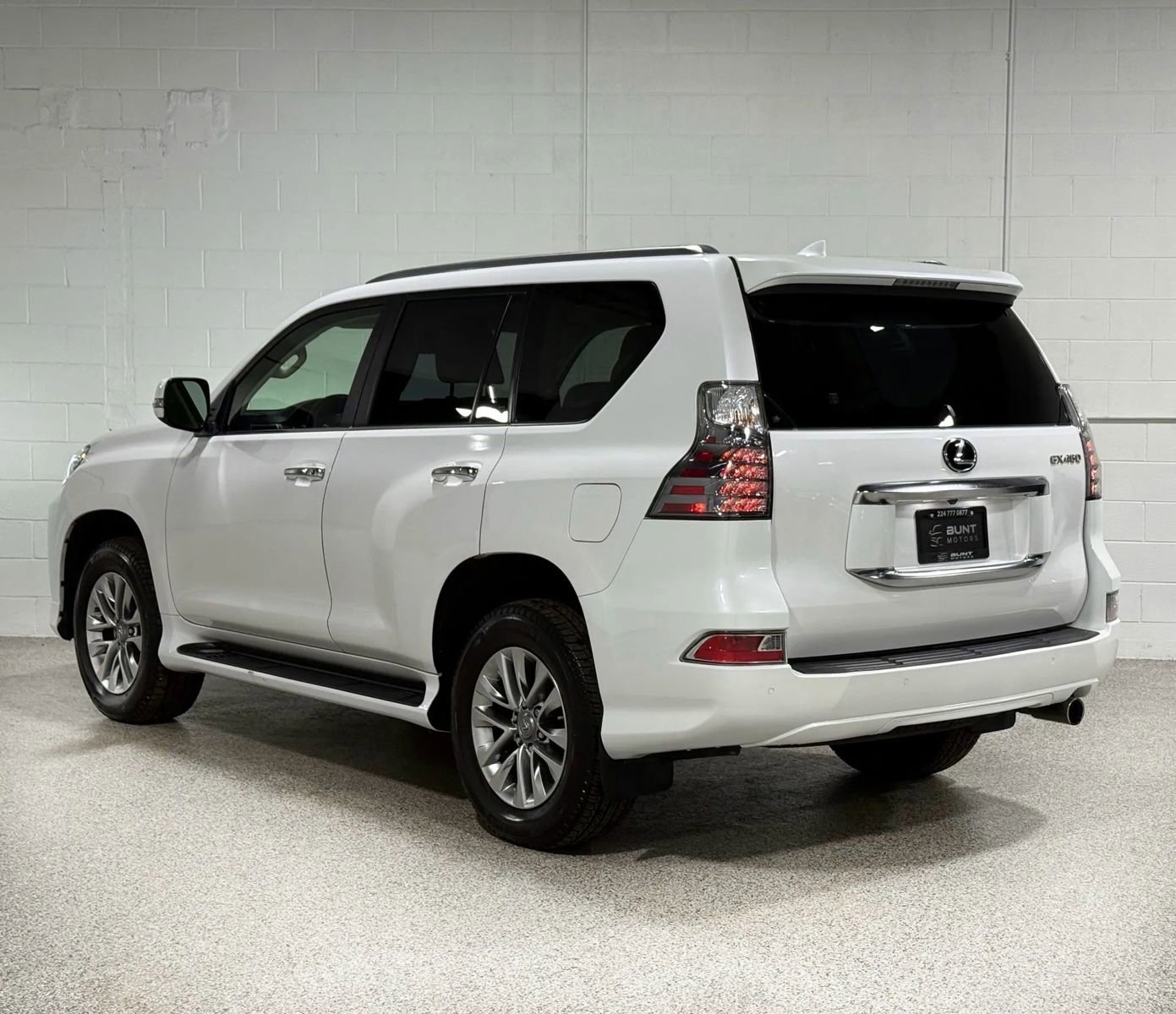 Used 2020 Lexus GX 460 Premium w/ Premium Package image 6