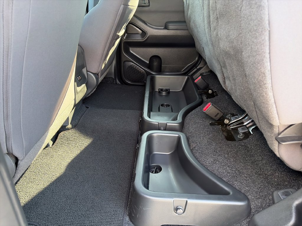 Used 2022 Nissan Frontier S w/ Technology Package AWD/4WD image 37
