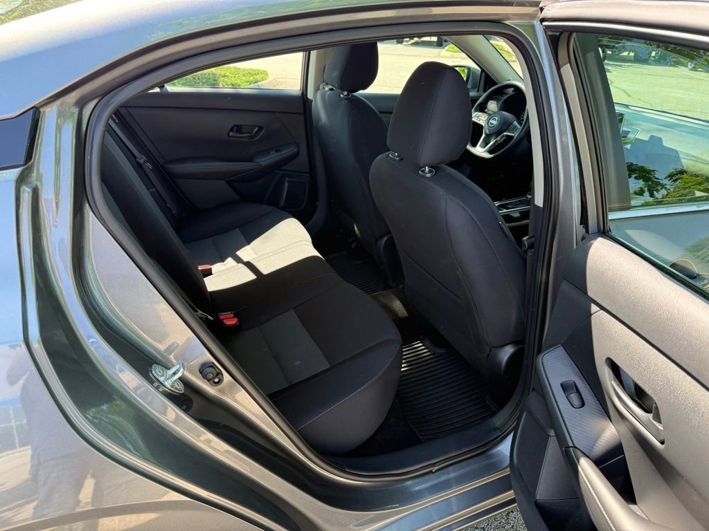 Used 2024 Nissan Sentra SV FWD image 14