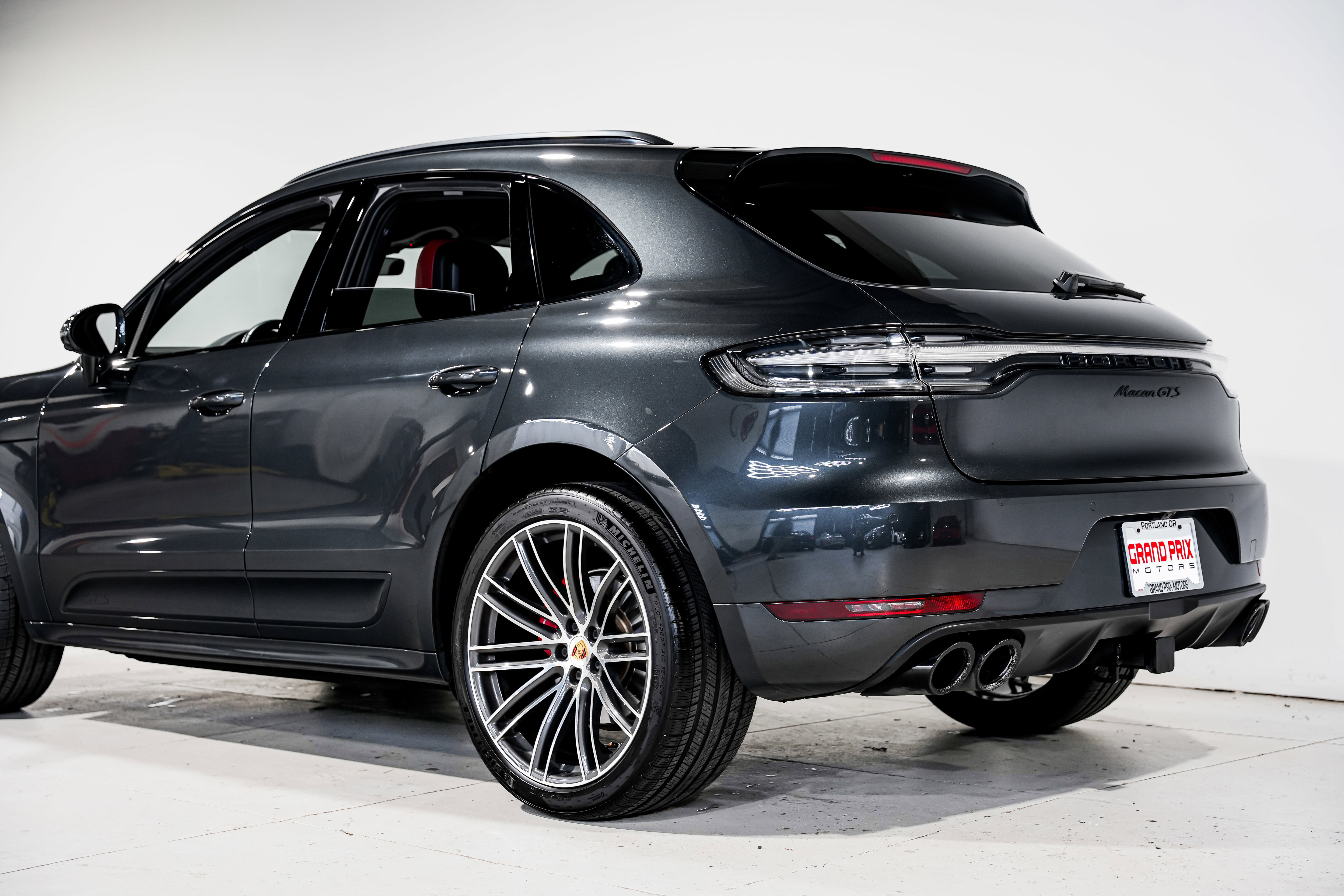 Used 2021 Porsche Macan GTS image 41