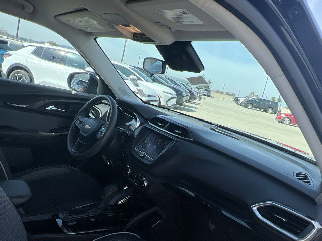 Used 2023 Chevrolet TrailBlazer LT image 28