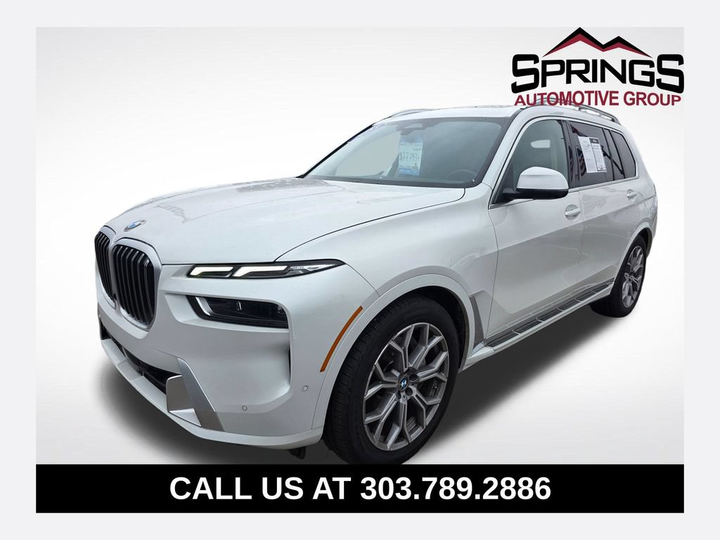 Used 2025 BMW X7 xDrive40i AWD/4WD image 1