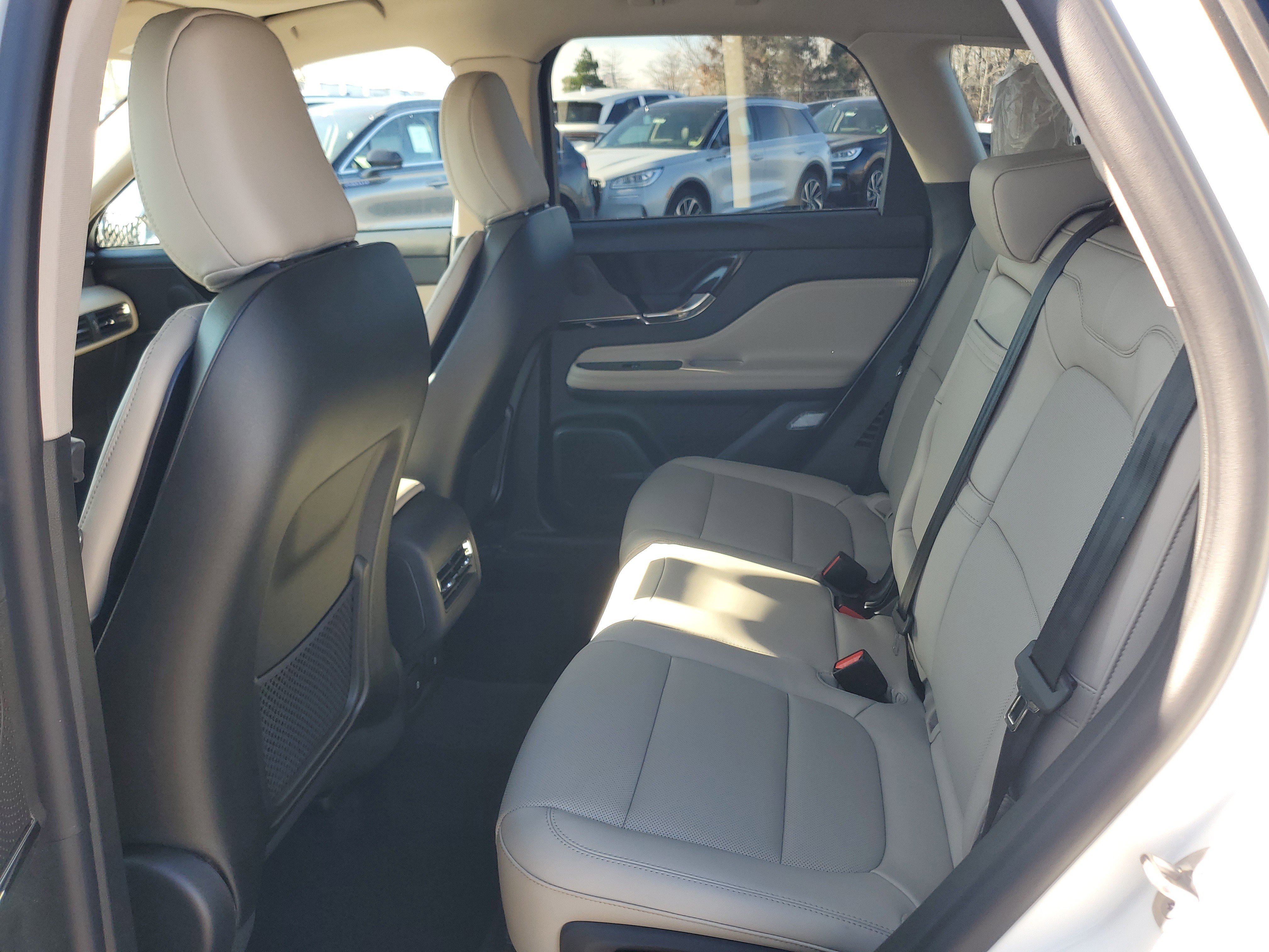 New 2026 Lincoln Corsair Premiere image 25