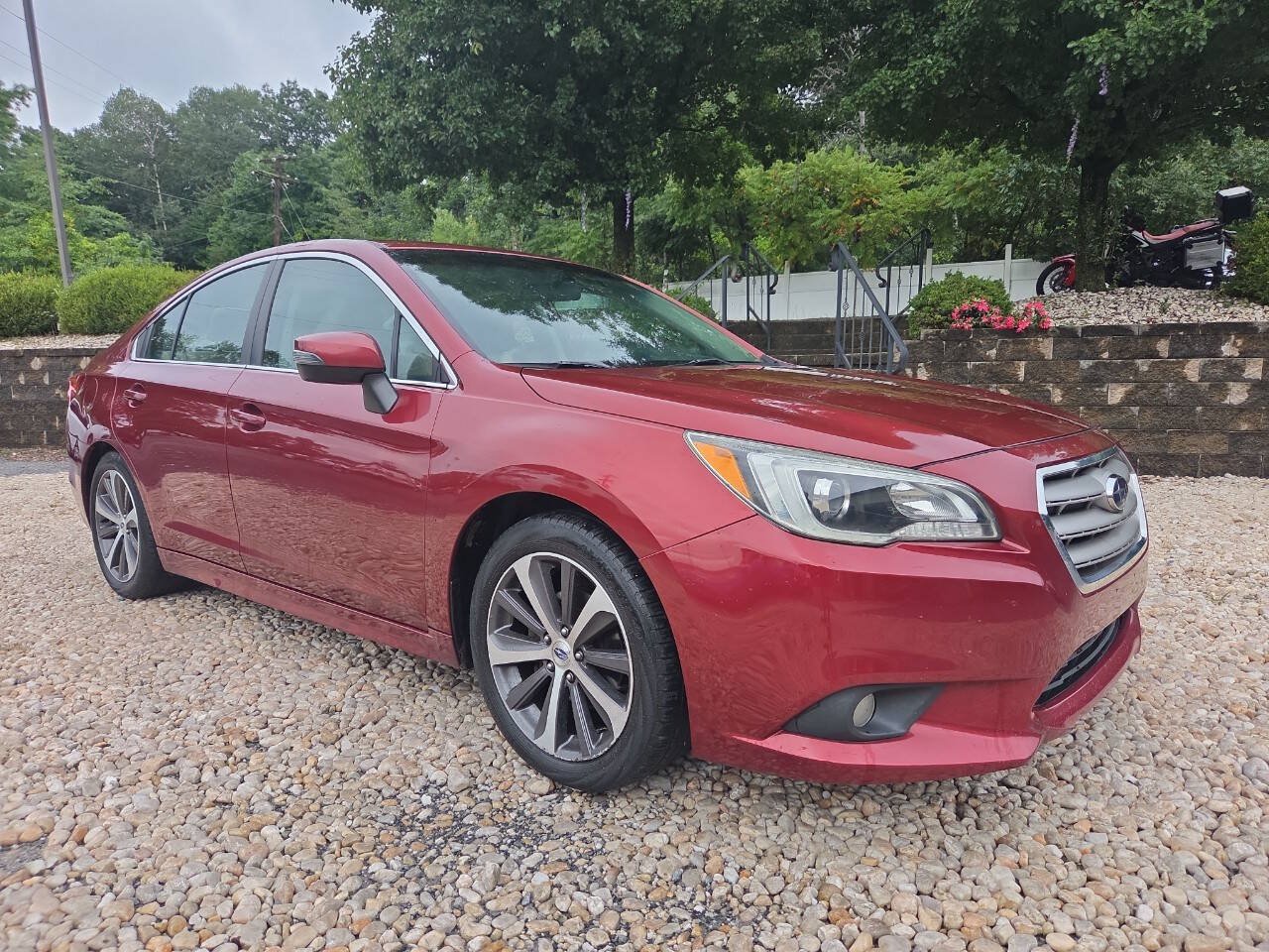 Used 2016 Subaru Legacy 2.5i Limited AWD/4WD image 1