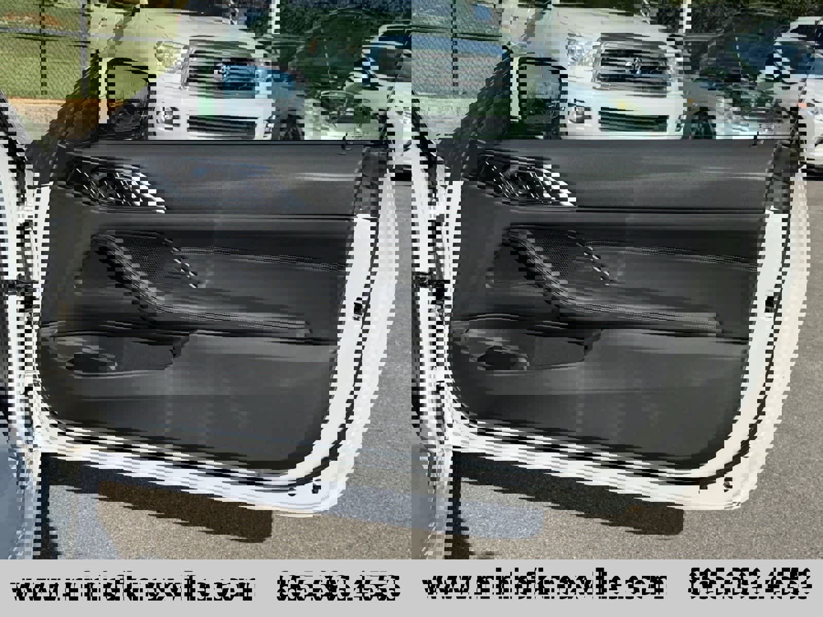 Used 2023 BMW 430i xDrive Coupe w/ Premium Package image 19