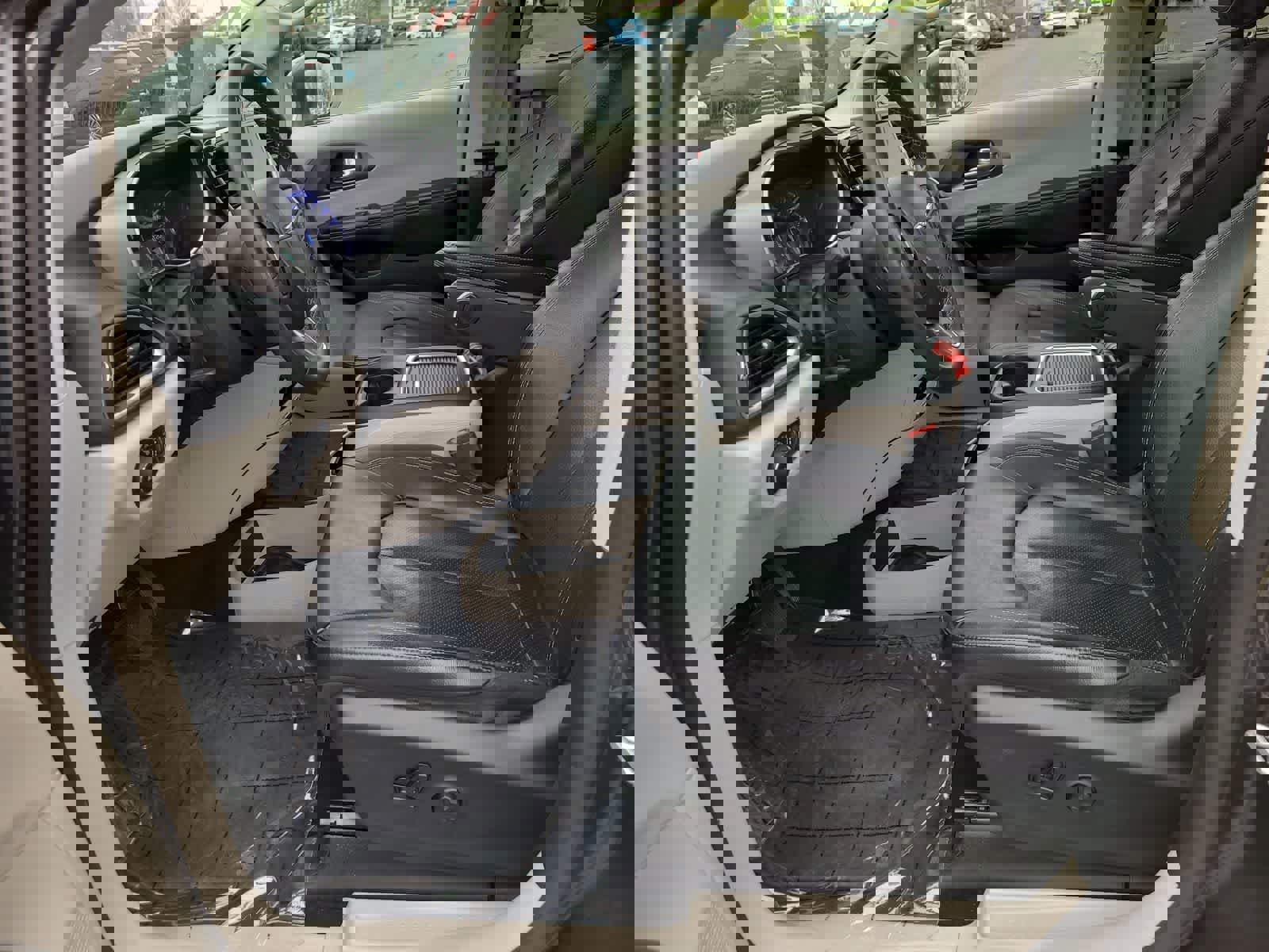 Used 2022 Chrysler Pacifica Touring-L FWD image 19