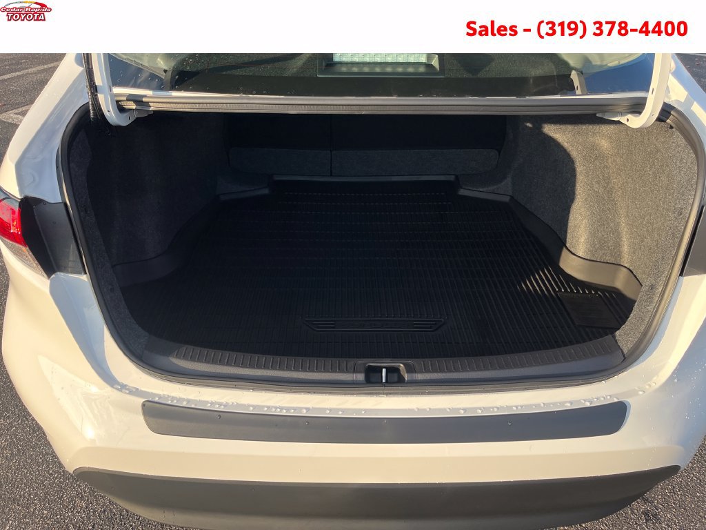 New 2027 Toyota Corolla LE w/ LE Premium Package FWD image 17