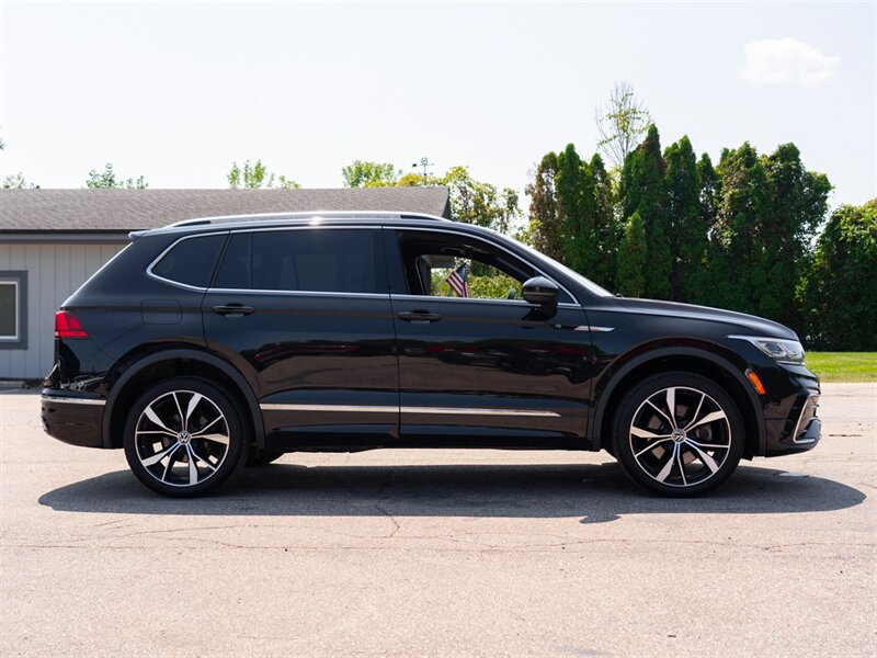Used 2022 Volkswagen Tiguan SEL R-Line AWD/4WD image 4
