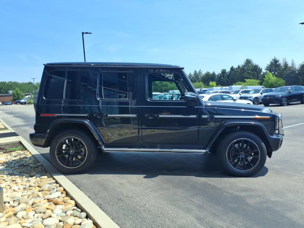 Used 2025 Mercedes-Benz G 550 image 7