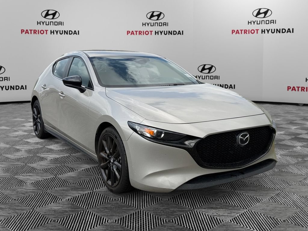 Used 2025 MAZDA MAZDA3 s Sport FWD image 1