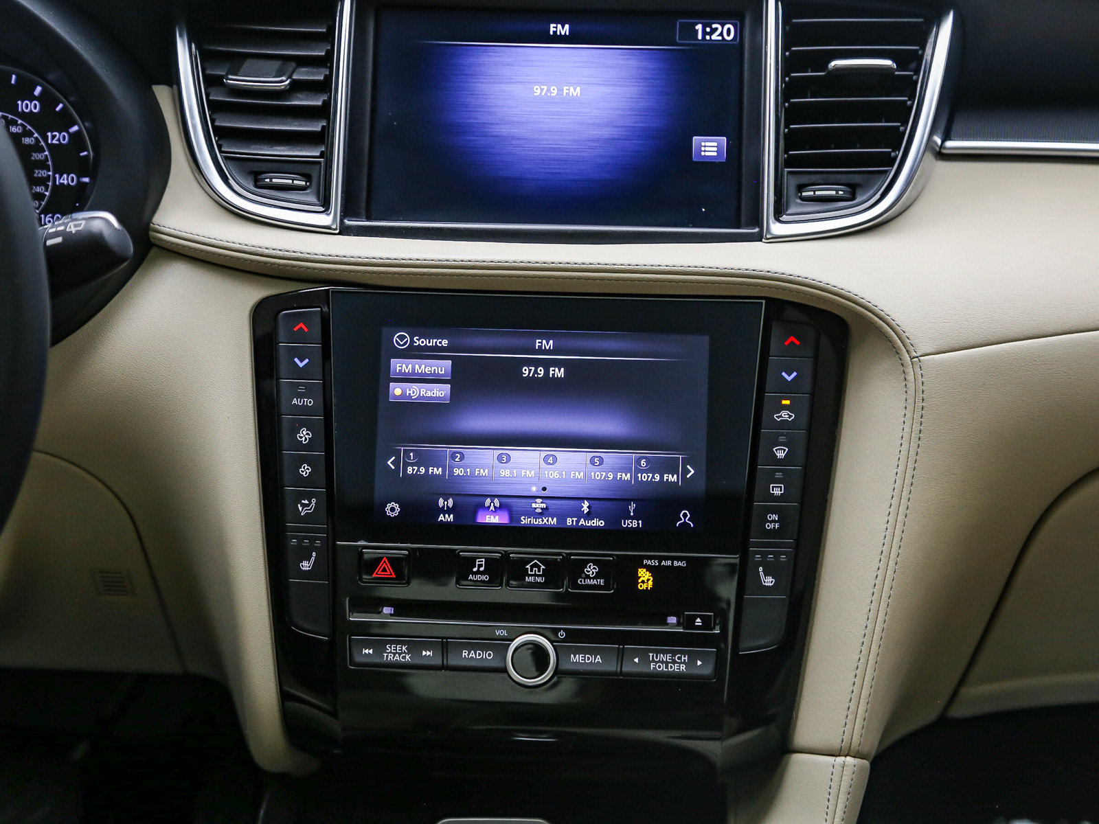Used 2022 INFINITI QX50 Luxe FWD image 14