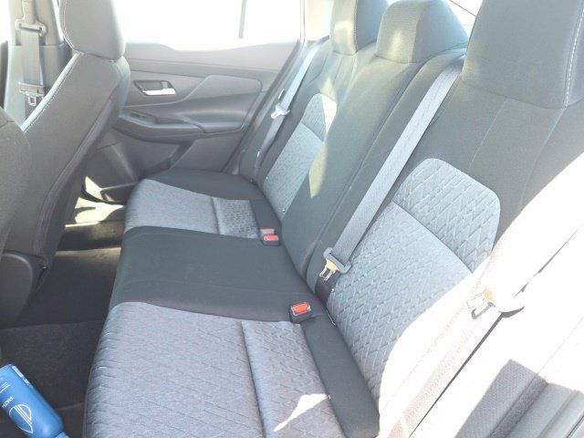 Used 2027 Nissan Sentra SV w/ Floor Mat Package FWD image 4