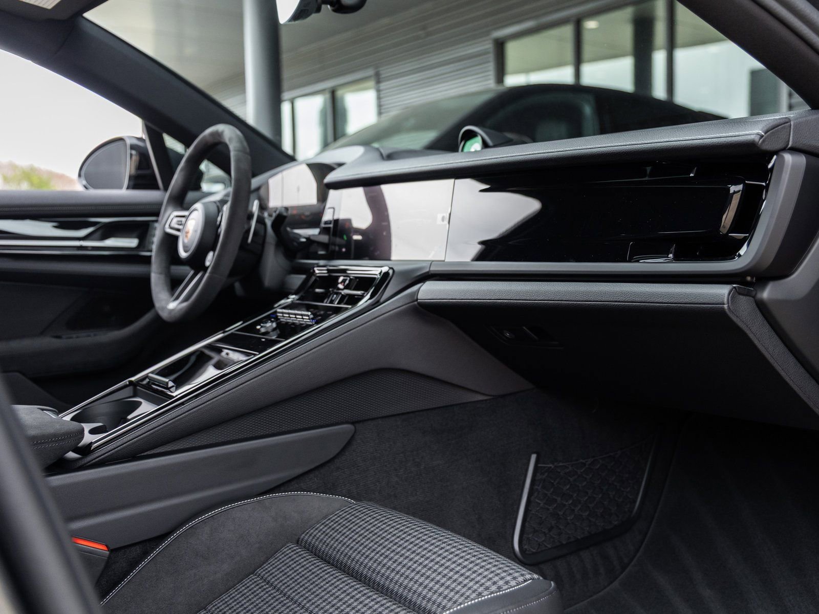 New 2026 Porsche Panamera 4 AWD/4WD image 45