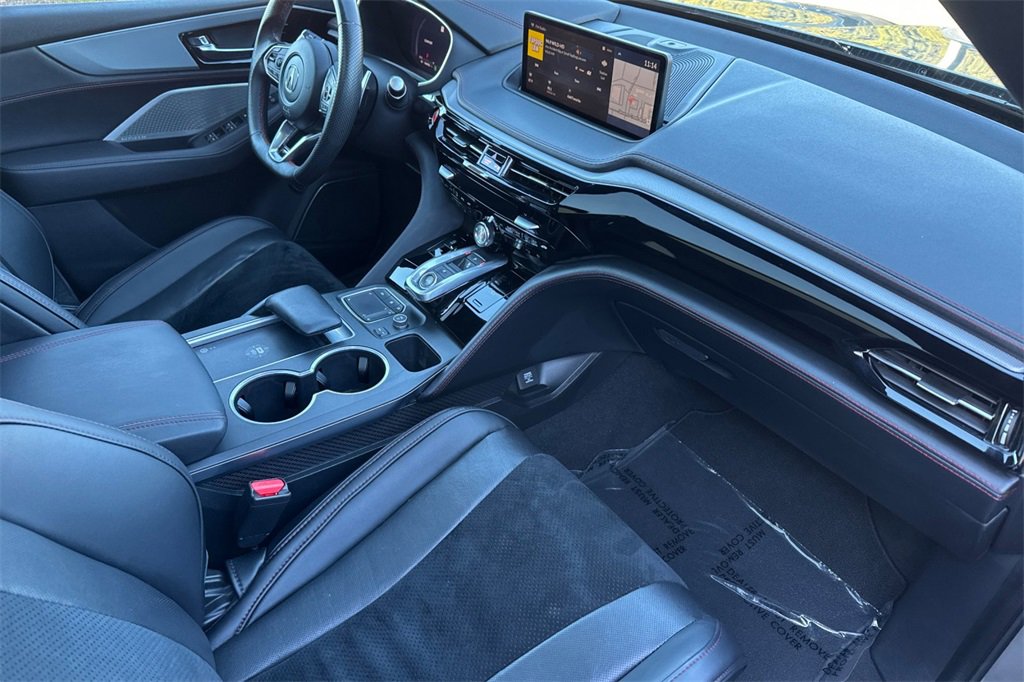 Used 2023 Acura MDX A-Spec image 15