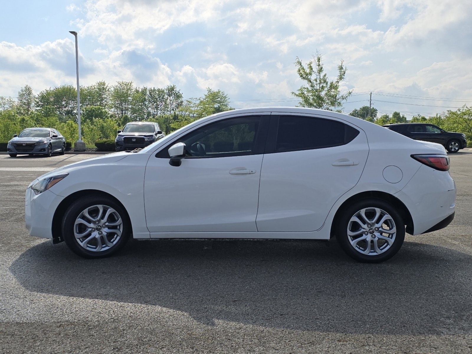 Used 2017 Toyota Yaris iA FWD image 11