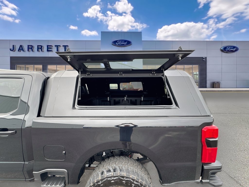 Used 2024 Ford F350 King Ranch w/ Chrome Package AWD/4WD image 34