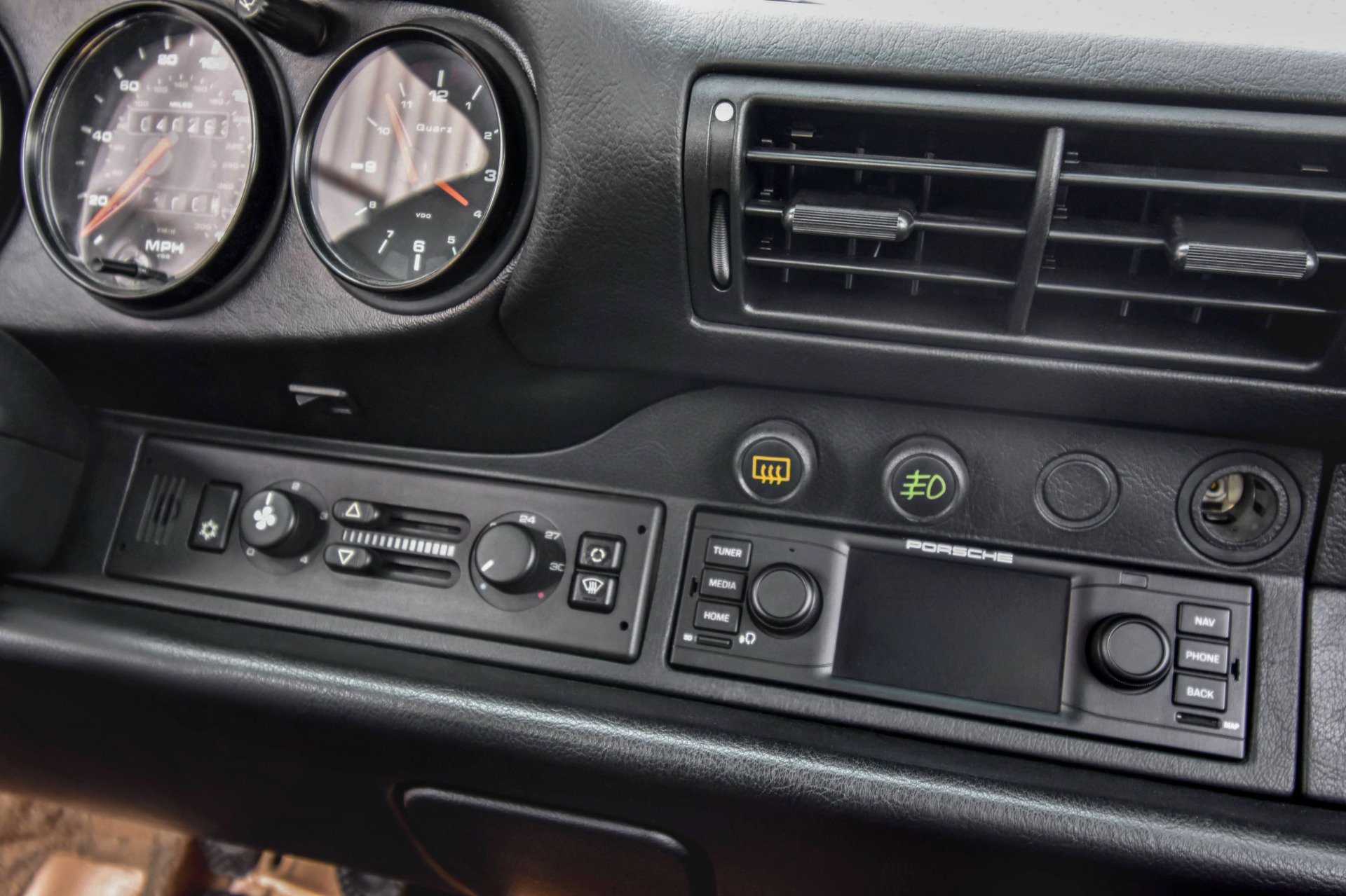 Used 1990 Porsche 911 Carrera image 15