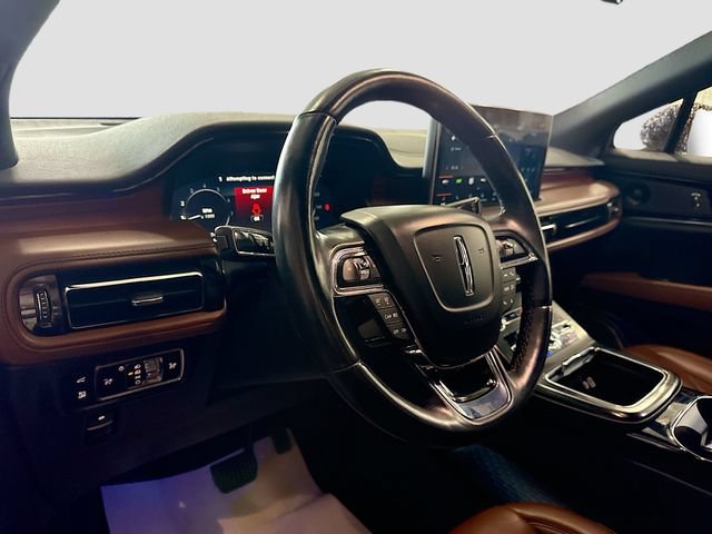 Used 2021 Lincoln Nautilus Reserve AWD/4WD image 10