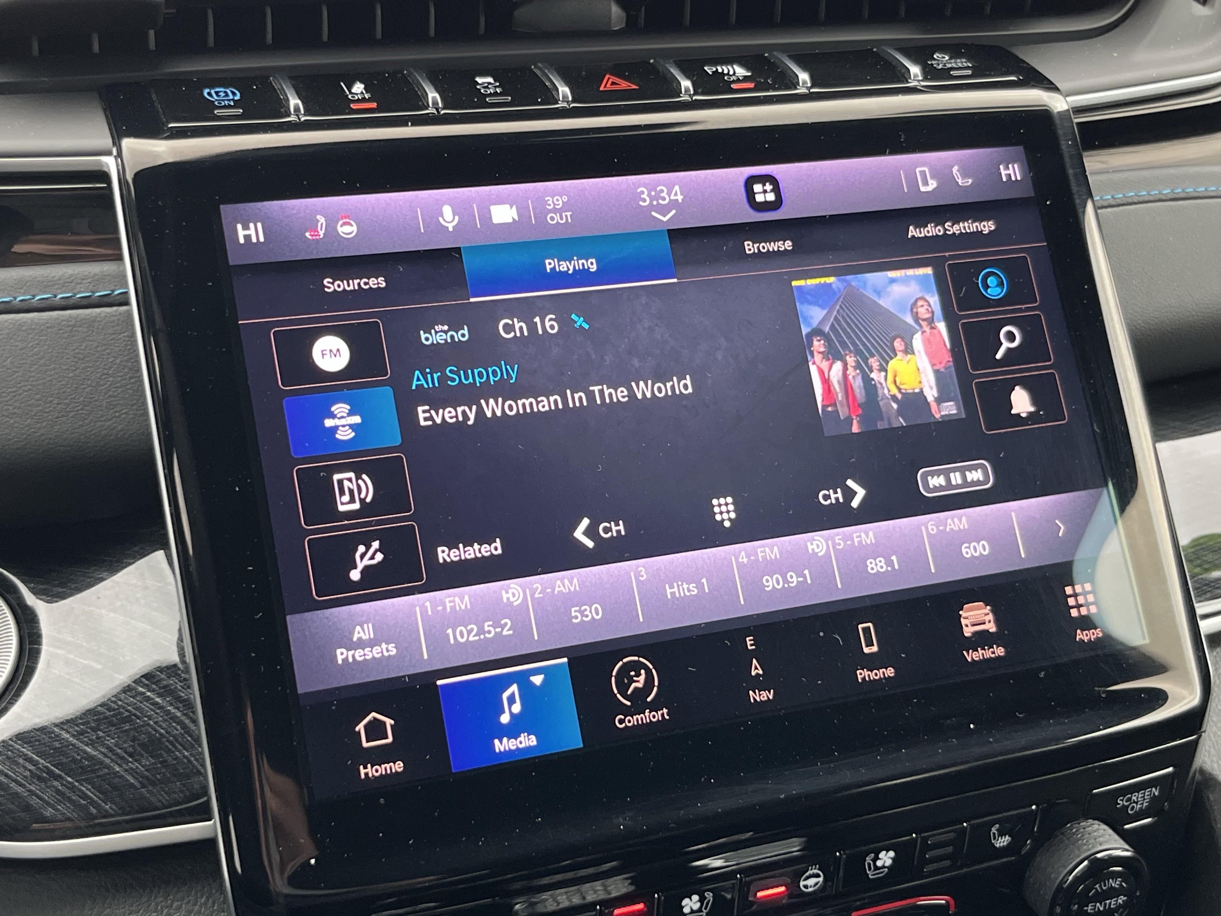 Used 2023 Jeep Grand Cherokee Trailhawk image 31