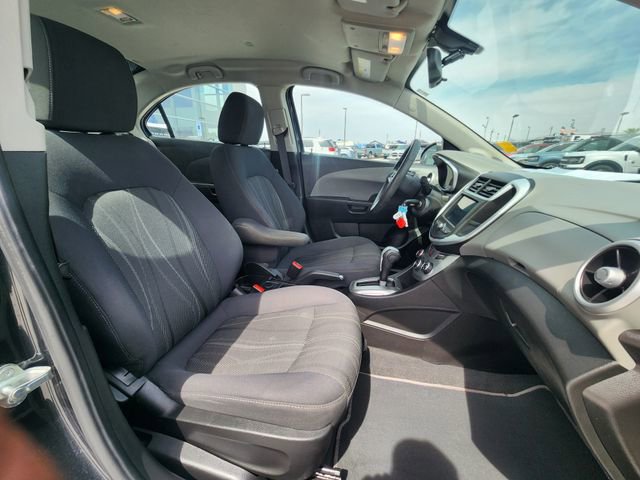 Used 2019 Chevrolet Sonic LT FWD image 19