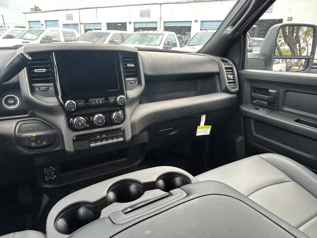 New 2025 RAM 3500 Tradesman image 12