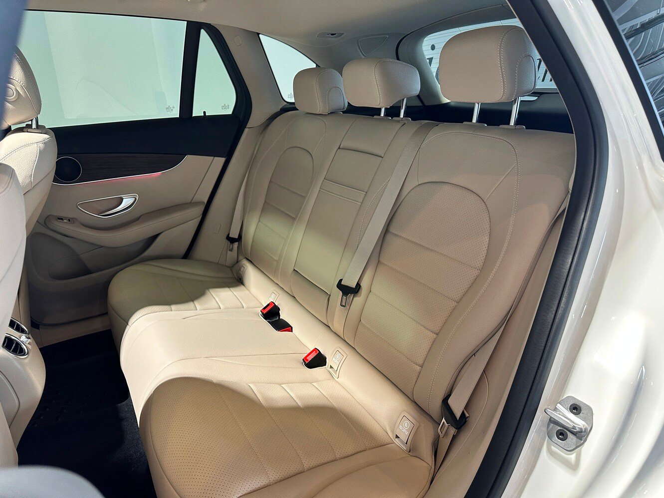 Used 2022 Mercedes-Benz GLC 300 4MATIC image 33
