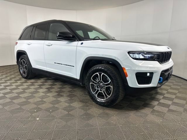 Used 2022 Jeep Grand Cherokee Trailhawk AWD/4WD image 2