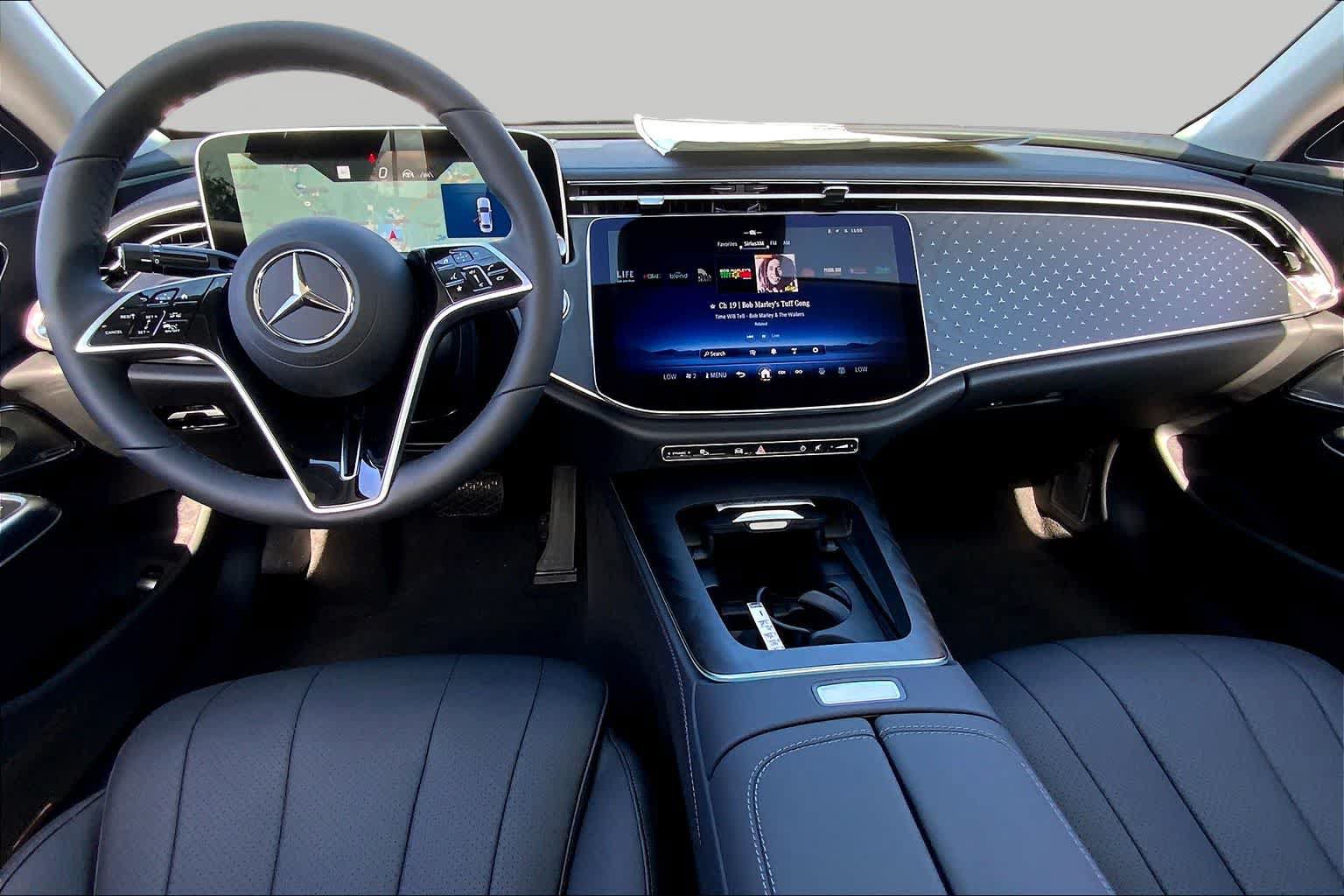 New 2025 Mercedes-Benz E 350 4MATIC Sedan image 7