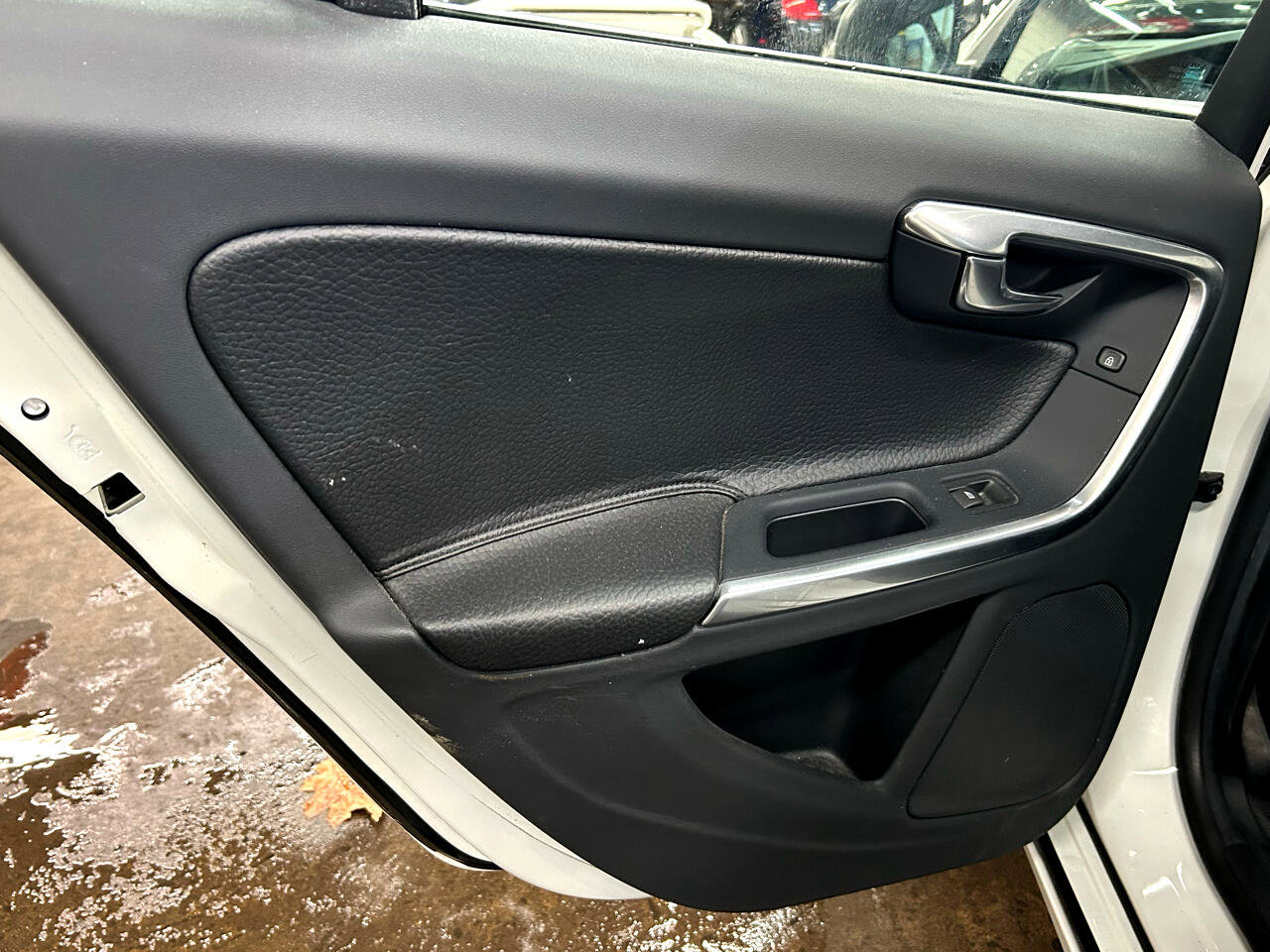 Used 2012 Volvo S60 T5 w/ Multimedia Pkg image 21