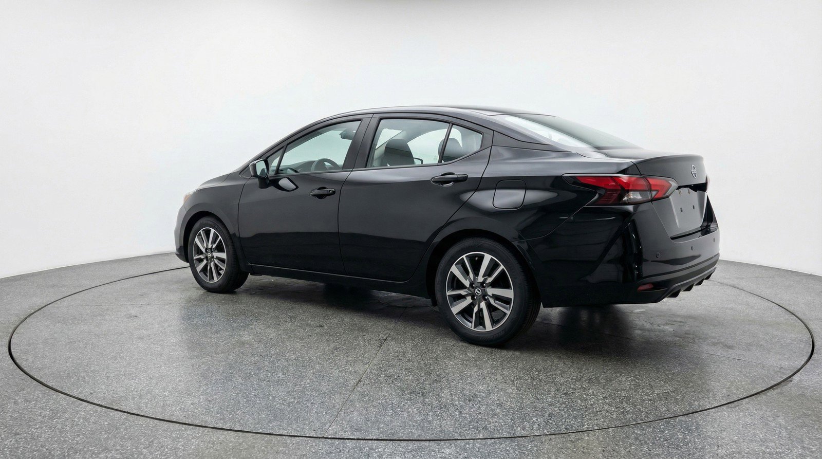 Used 2025 Nissan Versa SV FWD image 6