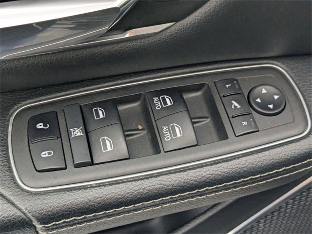 Used 2024 RAM 1500 Laramie image 12