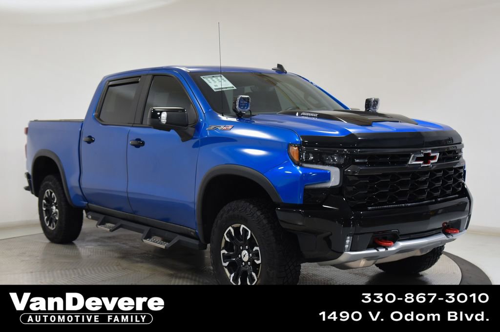Used 2024 Chevrolet Silverado 1500 ZR2 w/ Technology Package AWD/4WD image 1