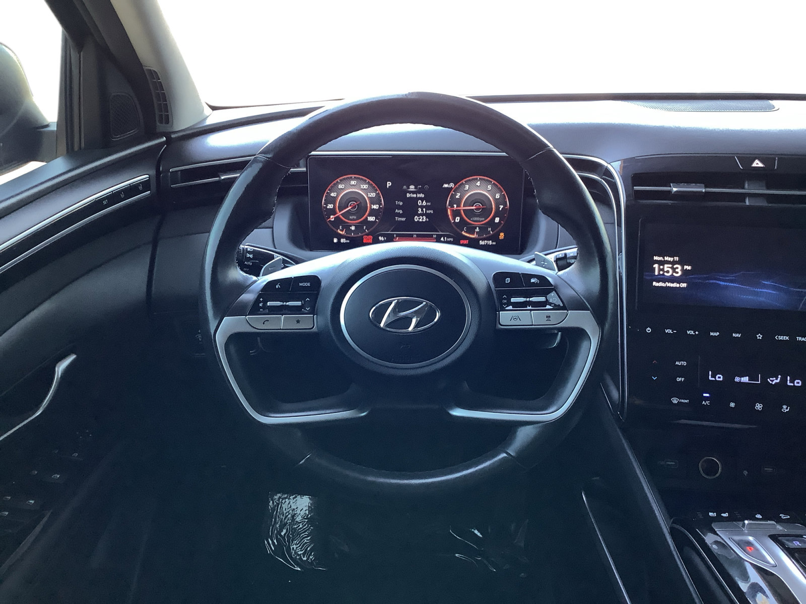 Used 2022 Hyundai Tucson Limited w/ Winter Package AWD/4WD image 12