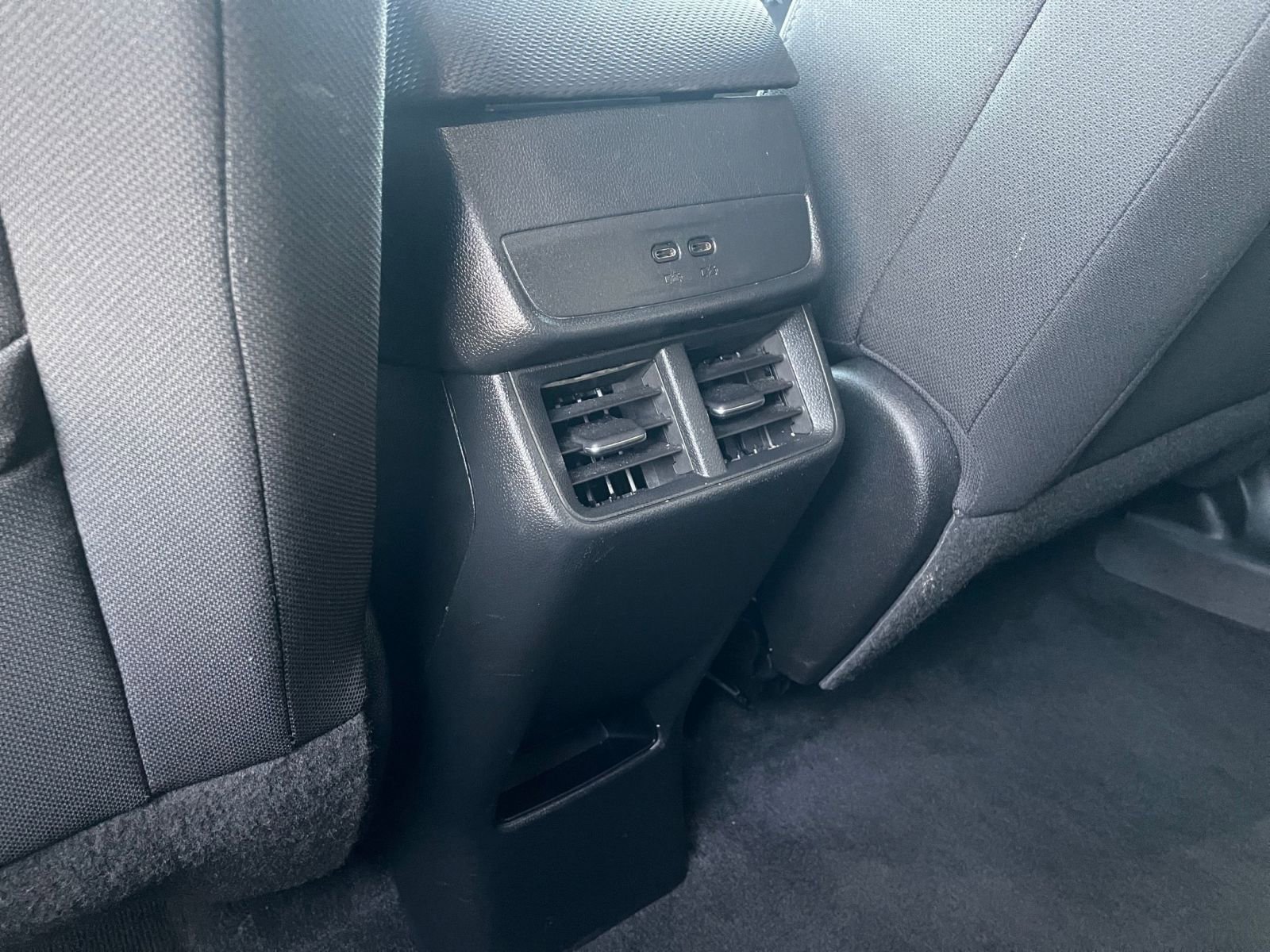 Used 2025 Chevrolet Equinox LT image 24