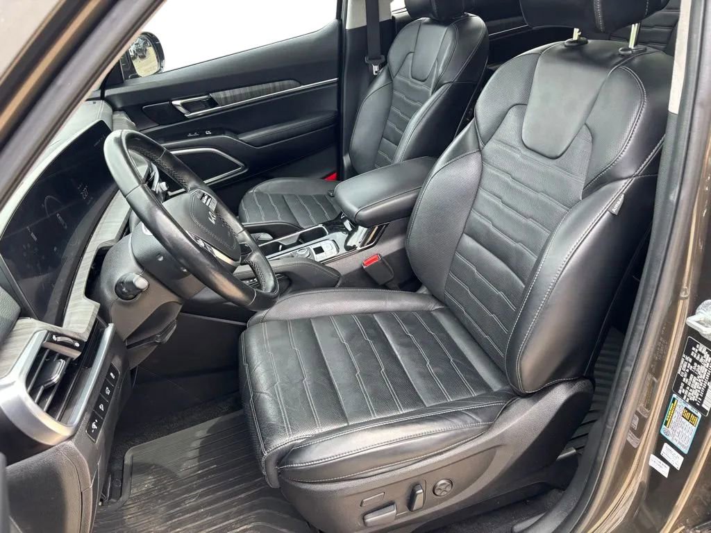 Used 2024 Kia Telluride SX Prestige AWD/4WD image 21