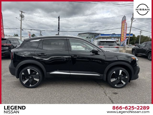 Used 2025 Nissan Kicks SR w/ Illumination Package AWD/4WD image 5