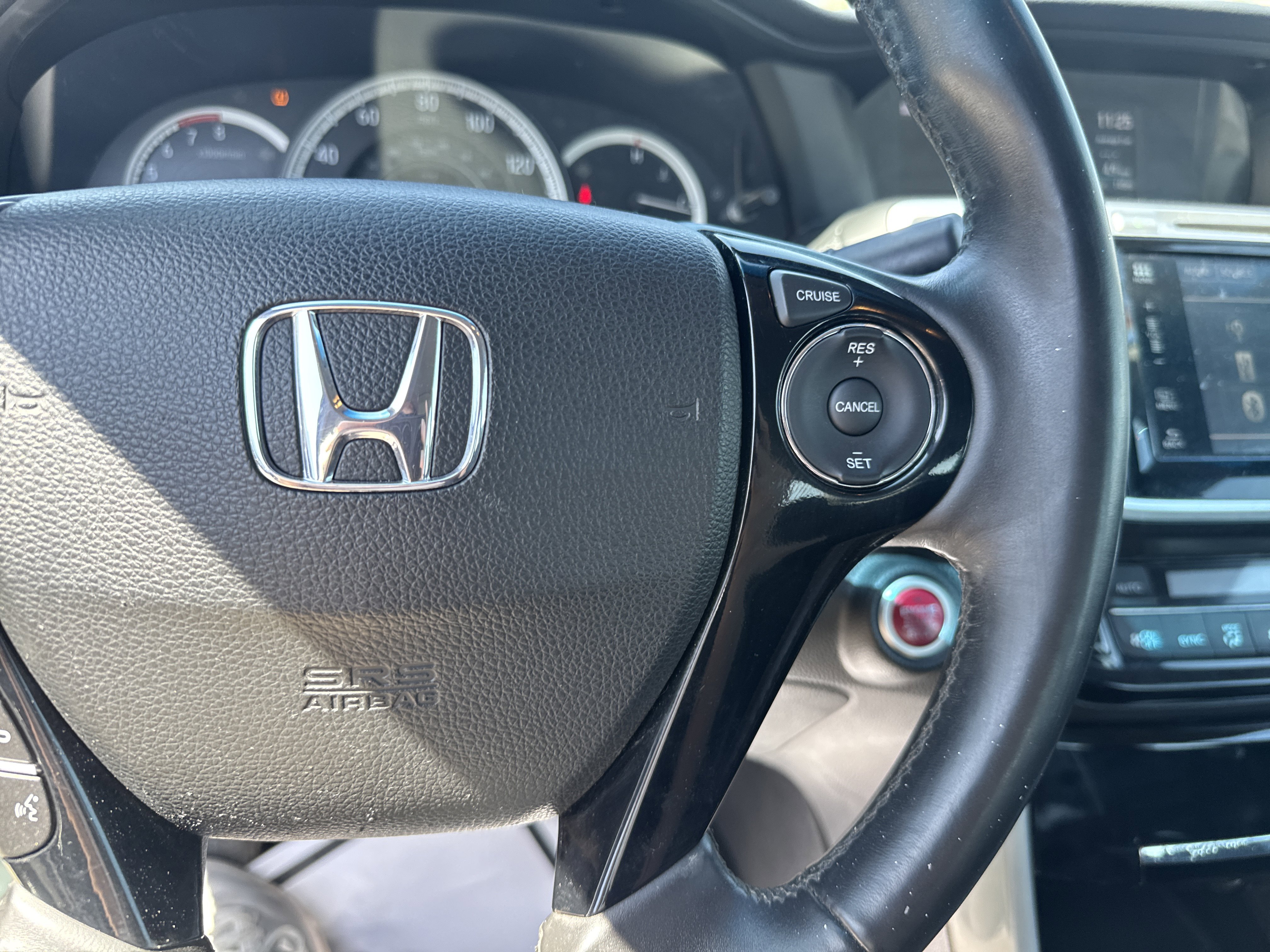 Used 2016 Honda Accord EX-L image 19