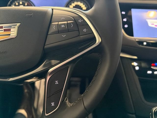 Used 2026 Cadillac XT5 Premium Luxury w/ Driver Assist Package AWD/4WD image 39