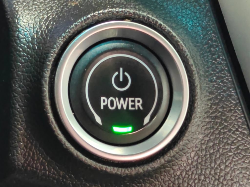 Used 2023 Chevrolet Bolt LT w/ Driver Confidence Package FWD image 10